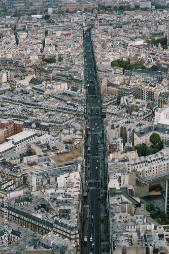 Streets of Paris. © Tarik GOK