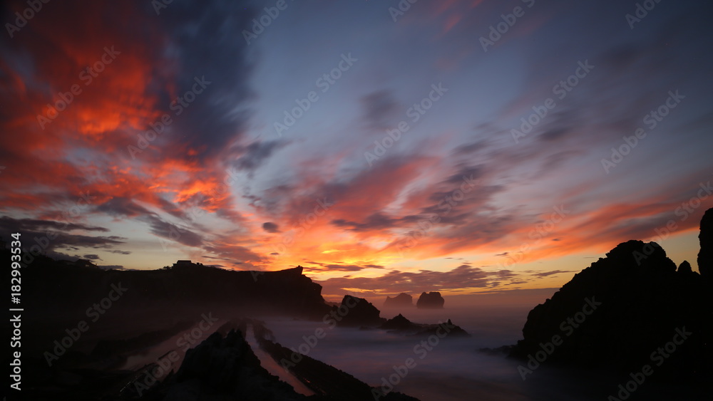 Atardecer en la Playa de la Arnía, Cantabria