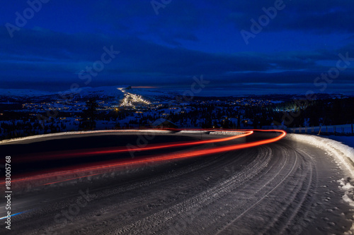 Skeikampen by night © EivindOliverAsskildt
