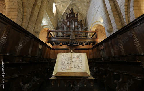 Coro y Códice de la Colegiata de Santa Juliana, Santillana del Mar, Cantabria, España photo