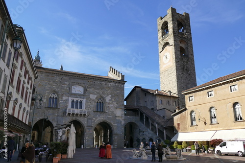 Bergamo - piazza vecchia e campanone