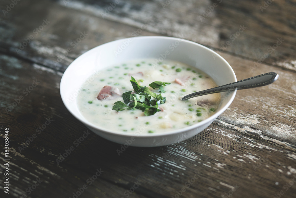 Creamy ham and potato soup