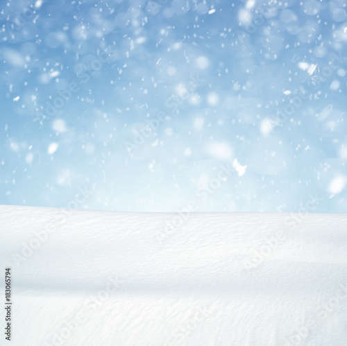 Winter background and snow © Alekss