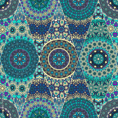 Seamless pattern. Vintage decorative elements. Hand drawn background. Islam, Arabic, Indian, ottoman motifs. Perfect for printing on fabric or paper.