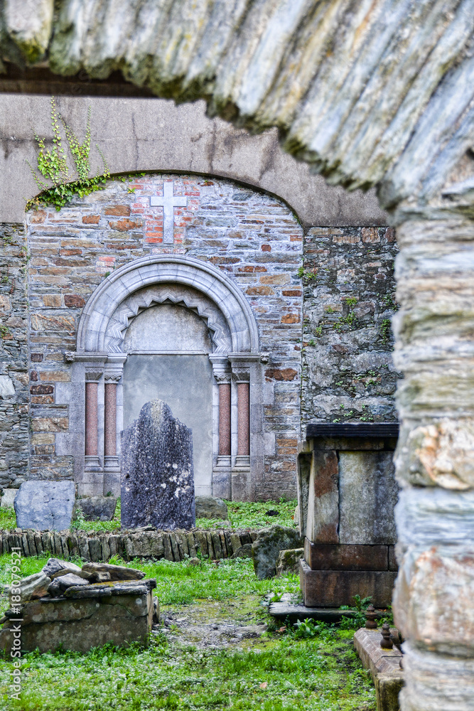 Fototapeta Stary cmentarz w Irlandii
