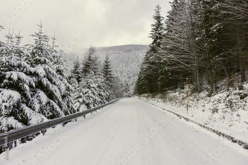 A snowy road in the mountains © Matthieu