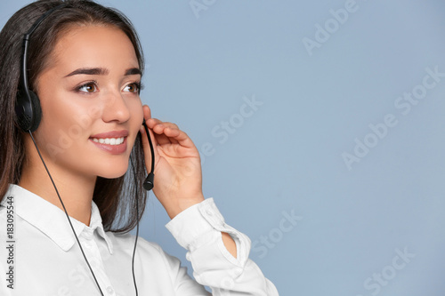 Female consulting manager w...