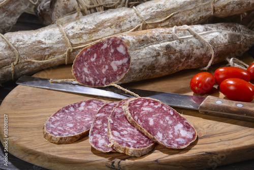 Salame campagnolo photo