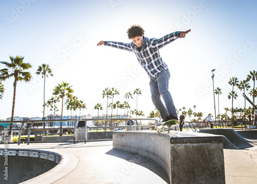 Skateboarder © oneinchpunch
