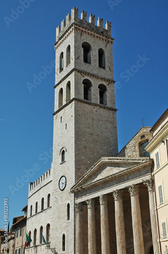 Assisi, la chiesa di Santa Maria sopra Minerva