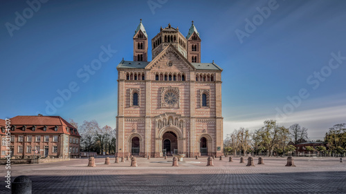 Travel, Rhineland Palatinate, GER, Germany. 23 Nov 2017, The World Heritage - the Dome in Speyer, at a sunny day at november 2017 without people. Longtime Exposure.