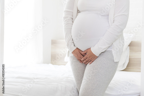 Photography Frequent urination of pregnant women