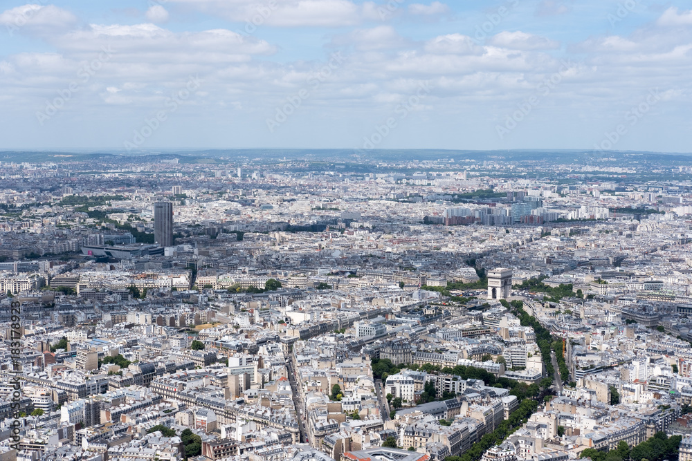 Paris skyline 