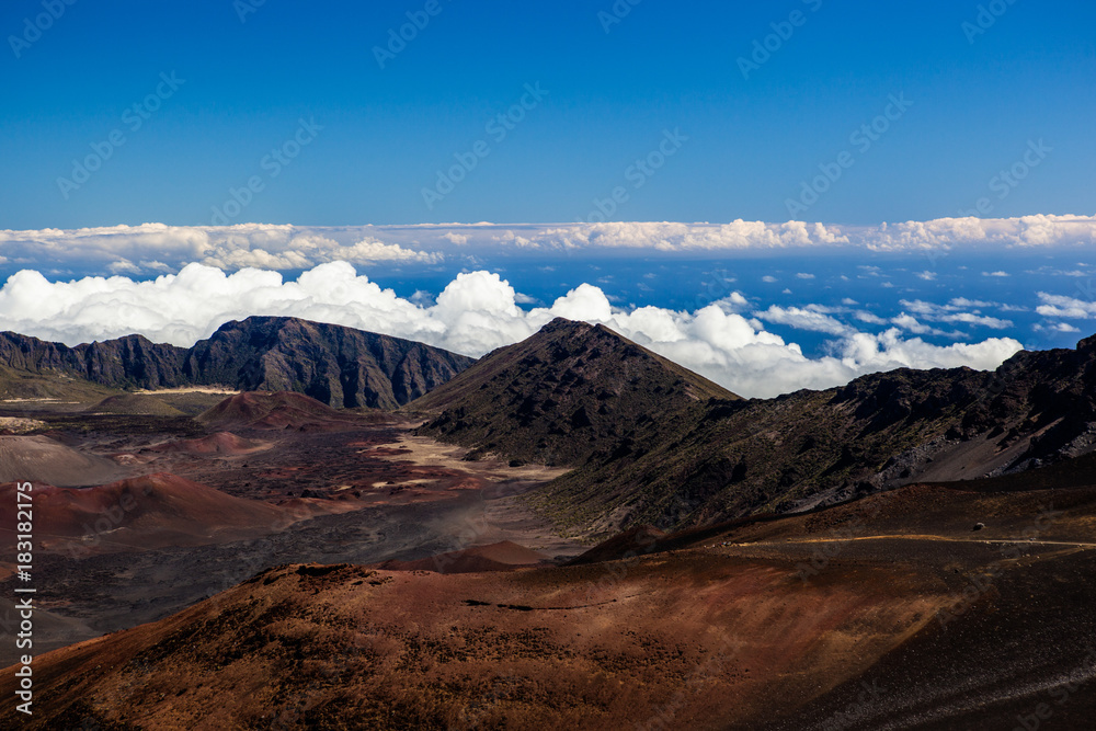 Naklejka premium Volcanic crater at Haleakala National Park on the island of Maui, Hawaii.