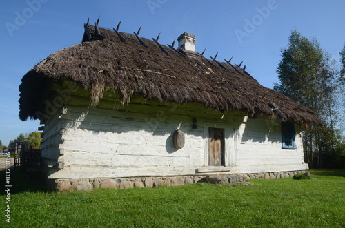 Fototapeta Chata pod strzechą
