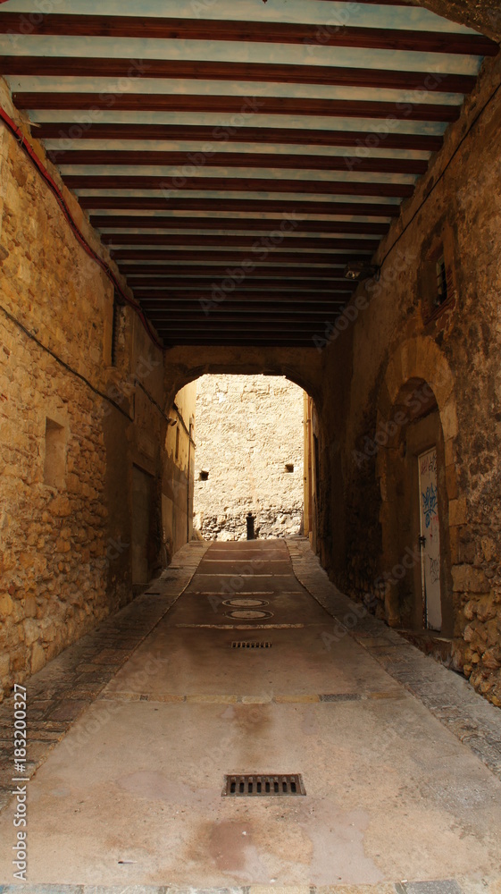 Naklejka premium Tunnel