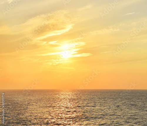 Sundown over Sea © xiaoliangge