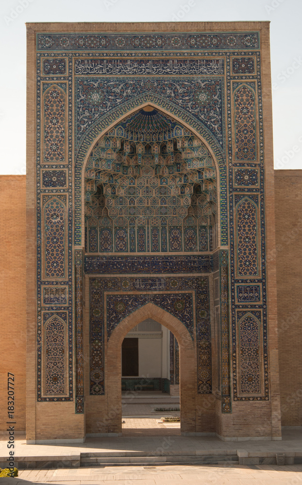Central Asian ancient arch, the entrance to the mausoleum of Amir Timur. ancient architecture of Central Asia
