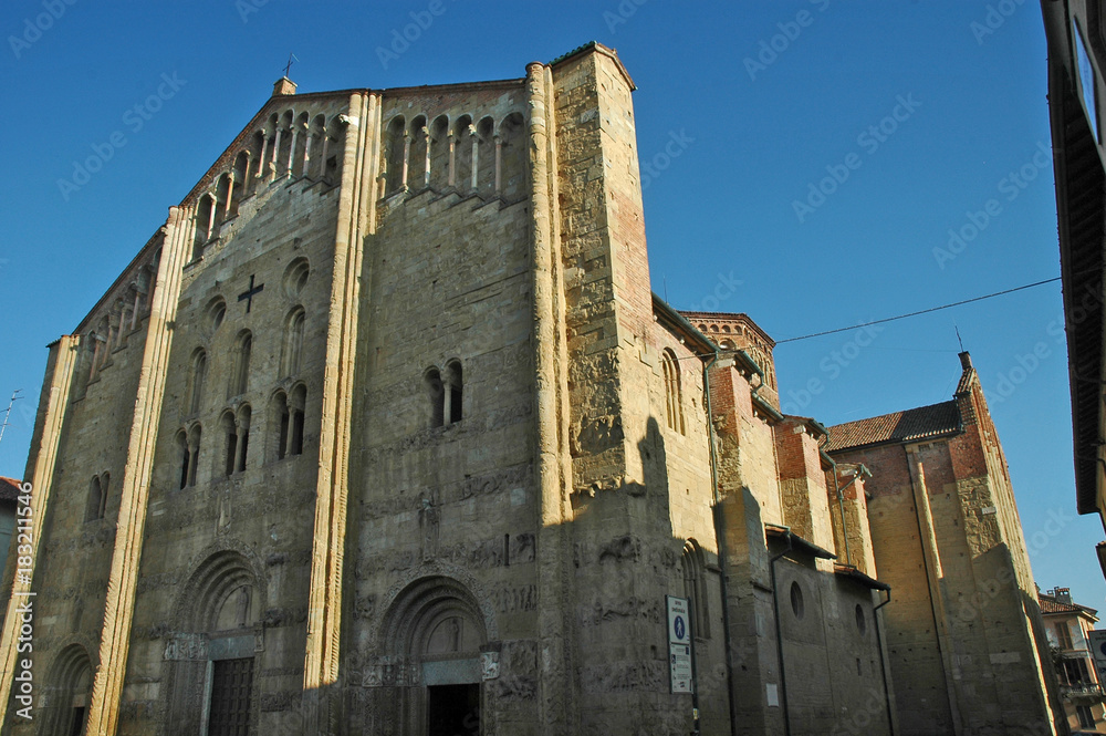 Pavia, la Basilica di San Michele