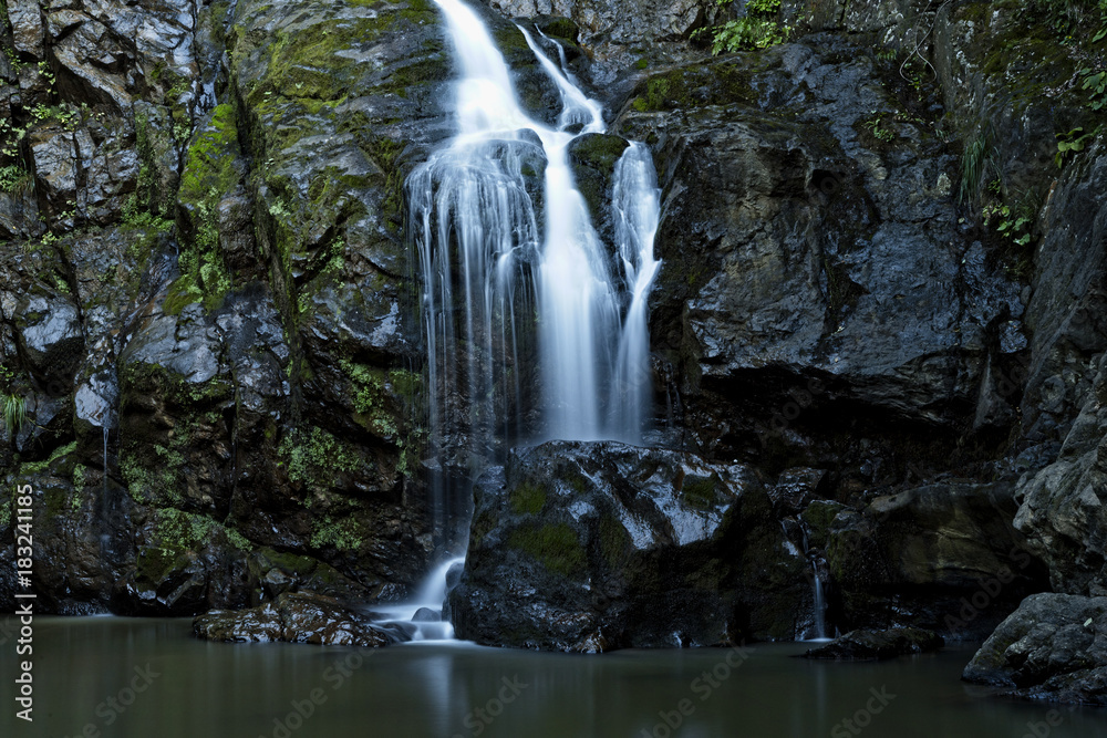 Fototapeta premium waterfall with long exposure