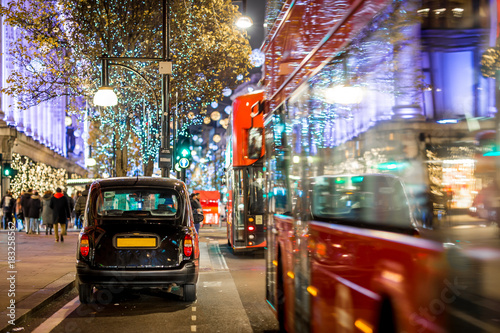 Canvas Print Oxford street in Christmas time, London