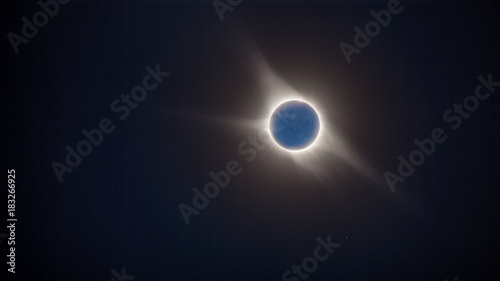 The Great American Eclipse 2017 - Totality with Earthshine
