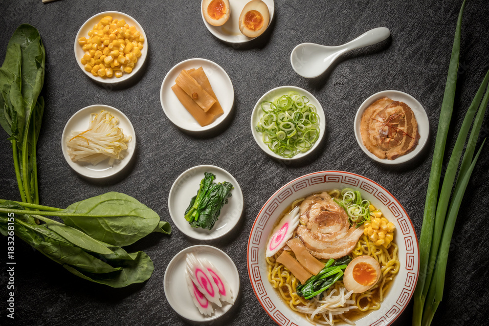 典型的な日本のラーメン Ramen set of typical Japanese style 典型的な日本のラーメン Ramen set of typical Japanese style