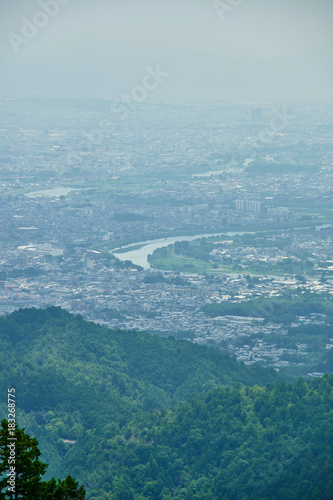 愛宕山から望む京都嵐山の街並み