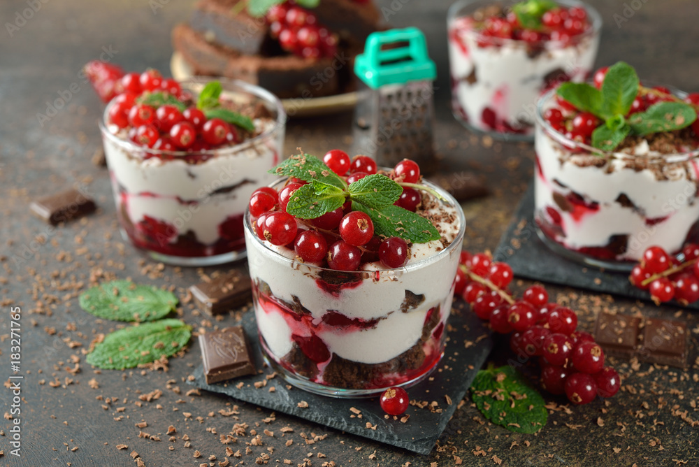 Dessert with red currant Dessert with red currant