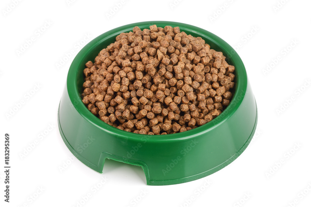 dry cat food in bowl isolated on white background dry cat food in bowl isolated on white background