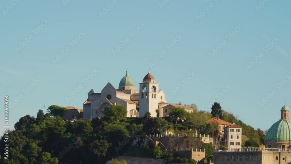 15108_A_big_house_on_top_of_the_hill_in_Ancona.mov 15108_A_big_house_on_top_of_the_hill_in_Ancona.mov