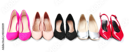 Różni kobieta buty na białym tle