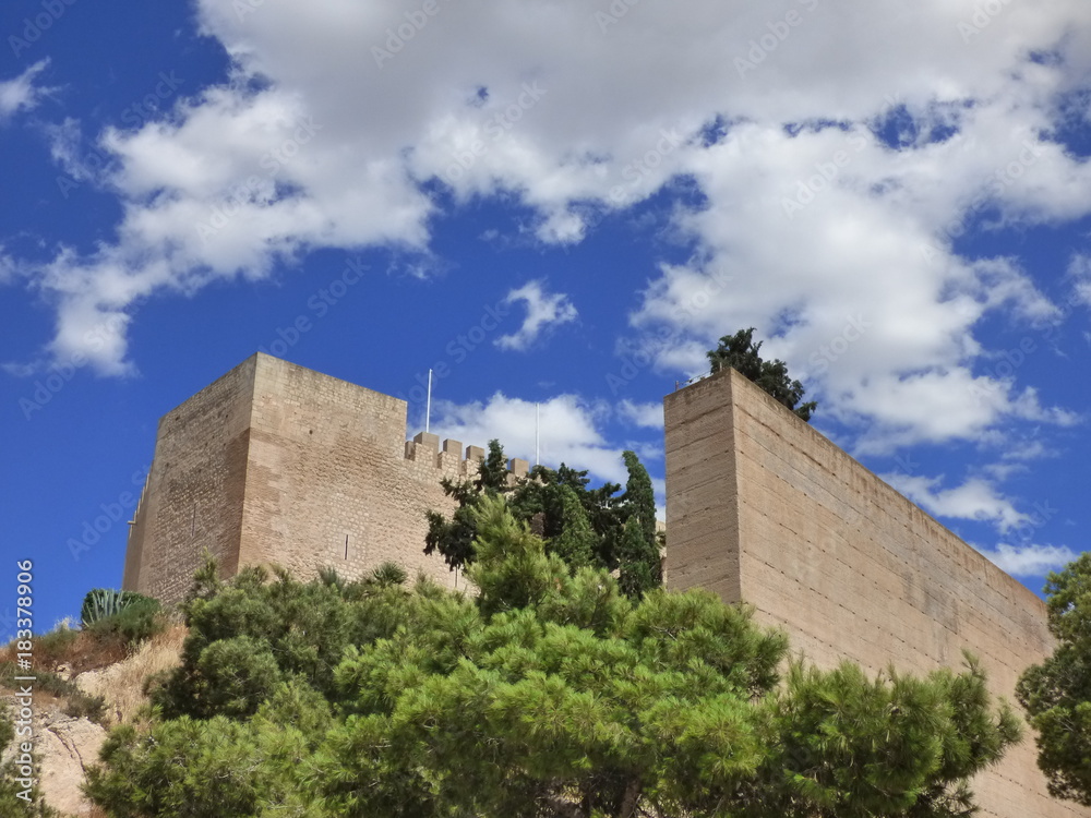 Petrel​​ / Petrer​ Pueblo de Alicante en la Comunidad Valenciana, España, situado en la comarca del Vinalopó Medio