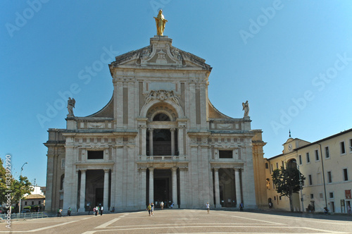 Assisi - Basilica di Santa Maria degli Angeli © lamio