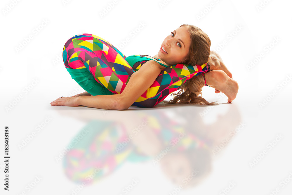 curvy beautiful yoga poses｜TikTok Search