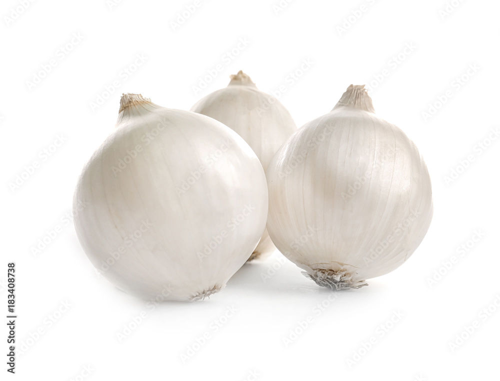 Fototapeta premium Fresh raw onion on white background