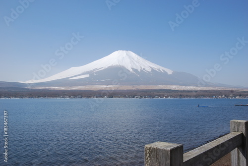 富士山と山中湖
