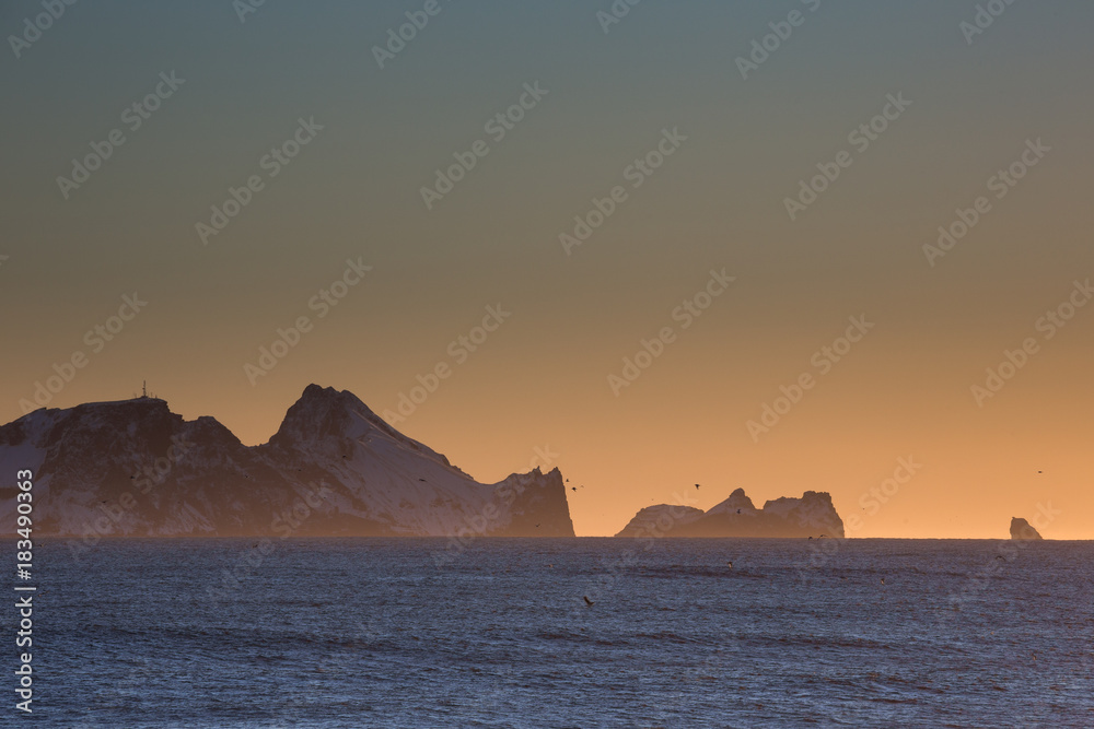 Vestmannaeyjar - Westmännerinseln - Island Vestmannaeyjar - Westmännerinseln - Island