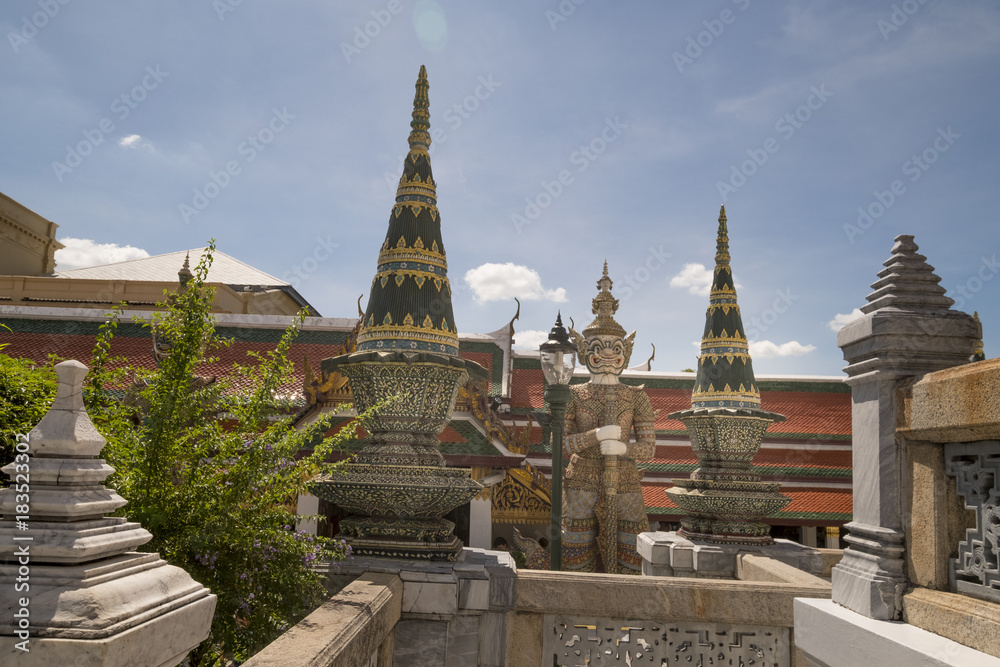 Fototapeta premium Courtyard at Royal Palace, Bangkok, Thailand