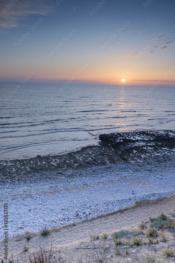 Fototapeta premium Coucher de soleil sur la côte