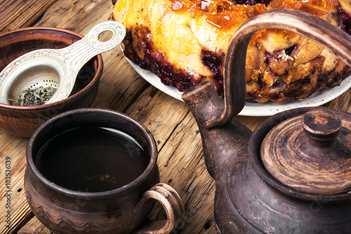 Photos tea-party with rustic pastries