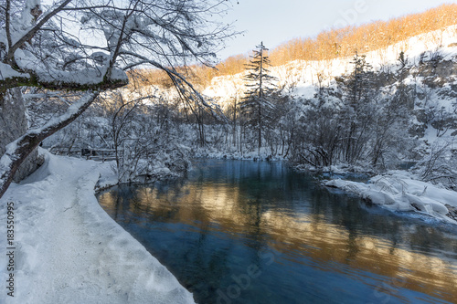Fototapeta Naklejka Na Ścianę i Meble -  Plitvice lakes during winter with high level of snow