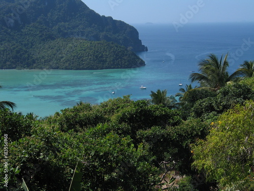 Fototapeta Naklejka Na Ścianę i Meble -  Tailandia. Phi Phi /Koh Phi Phi, islas de Krabi en el mar de Andamán, al sur del pais