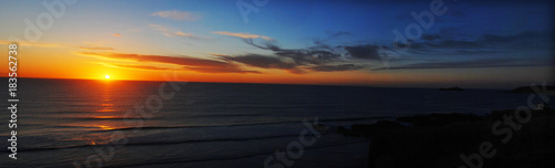 A beautiful sunset over the Cornish beach Gwithian © aaronnaps