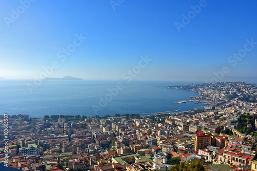 Napoli, veduta del golfo  e Capri da Castel sant’Elmo.  © benny
