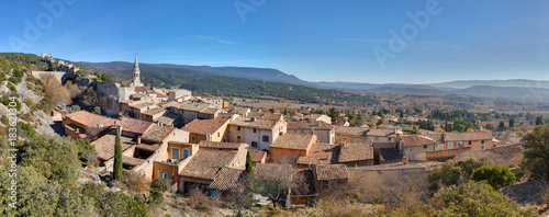 Photos Saint-Saturnin-les-Apt  - Vaucluse - Vue sur le village