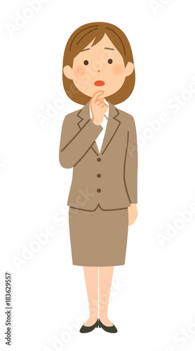 スーツの女性
