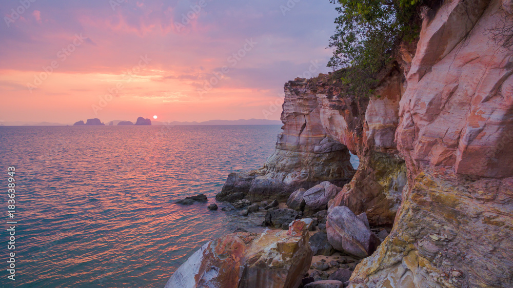 stunning Buffalo Nose cape in sunset. amazing to see the cape have a big hole inside. the stone have colorful. on top of the cape have small place for selfie.