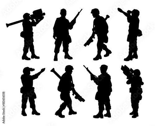 Obraz na płótnie Man-portable air-defense system. Soldiers silhouettes set w salonie