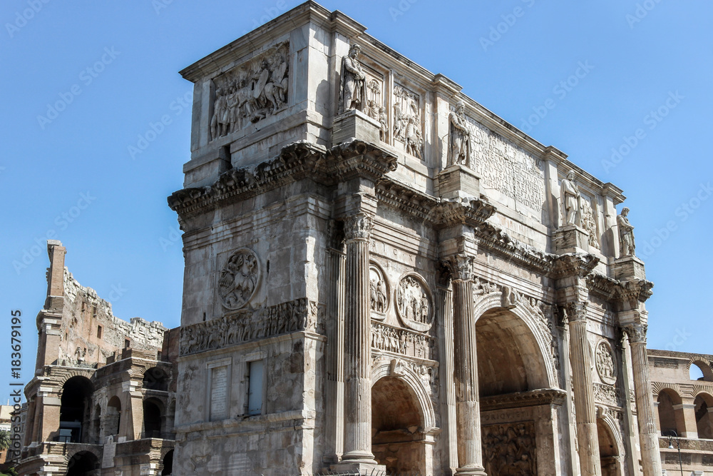 monument of Arco di Costantino in rome